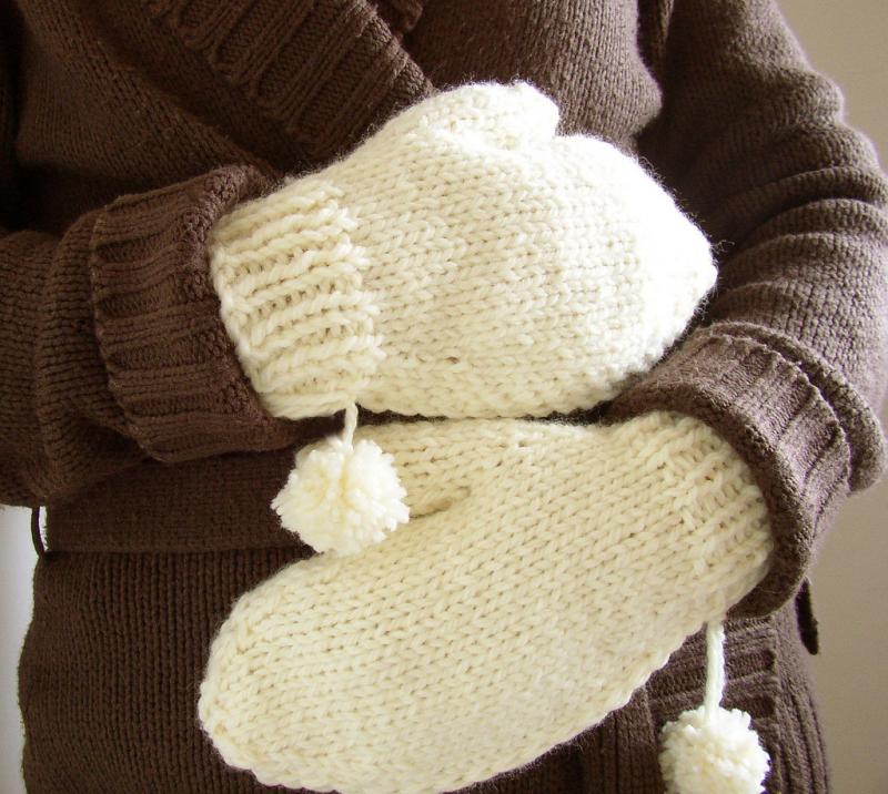 Pom Pom Mittens